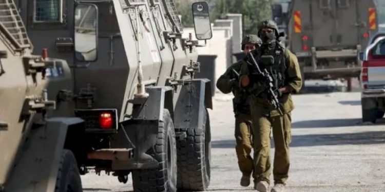 İşğalçı qüvvələrin Nablusa hücumu və gənc bir fələstinlinin həbsi