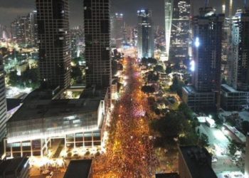 İşğal olunmuş torpaqlarda Netanyahu əleyhinə etirazların davamı