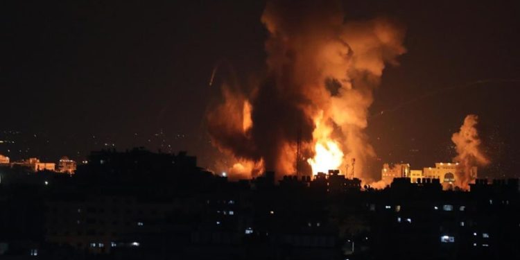 Ötən gecə Qəzzənin bombalanması zamanı 98 nəfər fələstinli şəhid olub