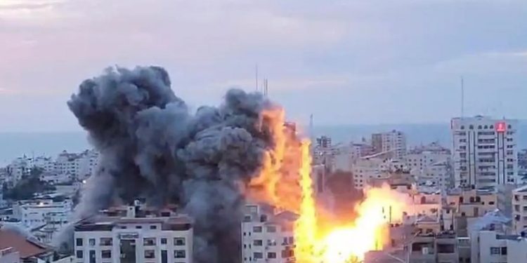 Çinli analitik: İsrail ordusunun rəftarı onların nasistlərdən daha alçaq olduqlarını göstərir