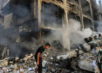 Fosfor bombalarından istifadə və Qəzzədə bir uşaq baxçasının bombalanması