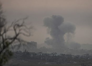 Sionist rejiminin Qəzzənin şimalındakı iki məktəbə hücumu zamanı 50 fələstinlinin şəhadəti