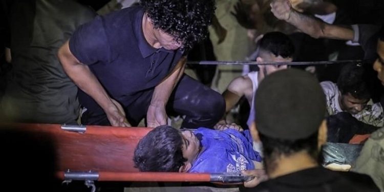 Qəzzə zolağının şimalının bombalanması zamanı şəhid olan 29 fələstinli