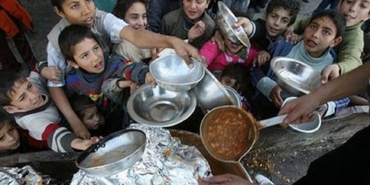 Qəzzə zolağında 7 fələstinli uşaq qida çatışmazlığından həyatını itirib