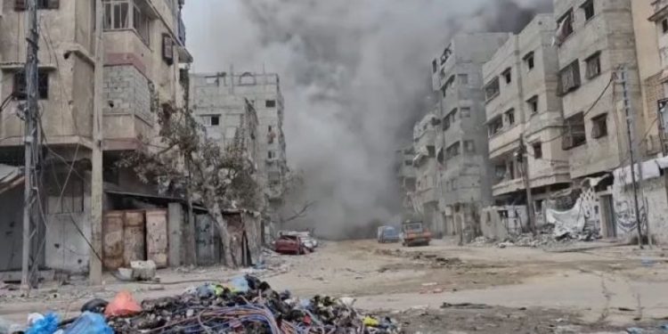 Şifa xəstəxanasında sionistlər tərəfindən 90 nəfərin çöldə öldürülməsi