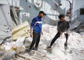 Sionist hərbiçilərinin humanitar yardımlar almaq üçün toplaşan vətəndaşlara hücumu