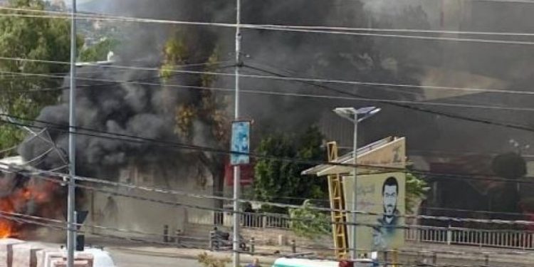 Livanın cənubundakı xəstəxananın ətrafının bombalanması və 1 şəhid, 10 yaralı