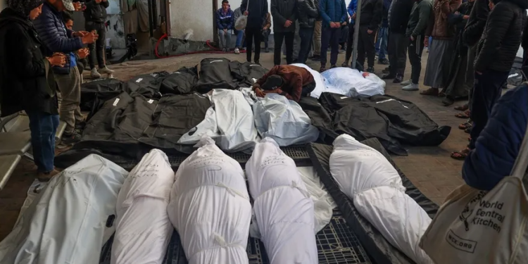 Qəzzədə iki məktəbin və iki evin bombalanması-32 şəhid, onlarla yaralı