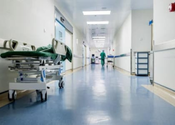 İsrail bombardmanları Livanda 4 xəstəxananın bağlanmasına səbəb olub