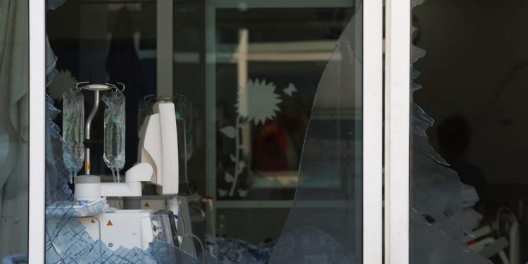 İsrail rejimi Livanın səhiyyə sistemini iflic vəziyyətinə salmağa çalışır