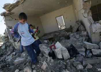 2 ay ərzində 200-dən çox livanlı uşaq şəhid edilib