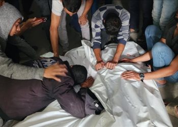 Sionist rejimin Qəzzəyə hücumları zamanı 2 nəfər şəhid olub