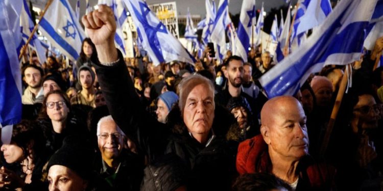 Netanyahunun evinin qarşısında sionistlərin etiraz aksiyası