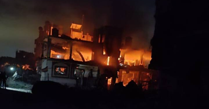 Qəzzədə məktəbin dəhşətli şəkildə bombalanması nəticəsində 30 nəfər şəhid olub