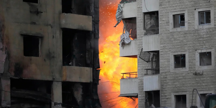 Qəzzədə 24 saat ərzində 38 şəhid