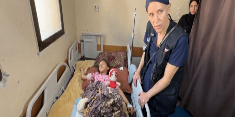 Britaniyalı həkimin Qəzzədə yandırılmış və amputasiya edilmiş uşaqlarla bağlı şok açıqlaması