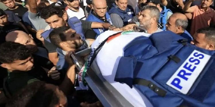 Qəzzədə şəhid olan jurnalistlərin sayı 221-ə yüksəlib