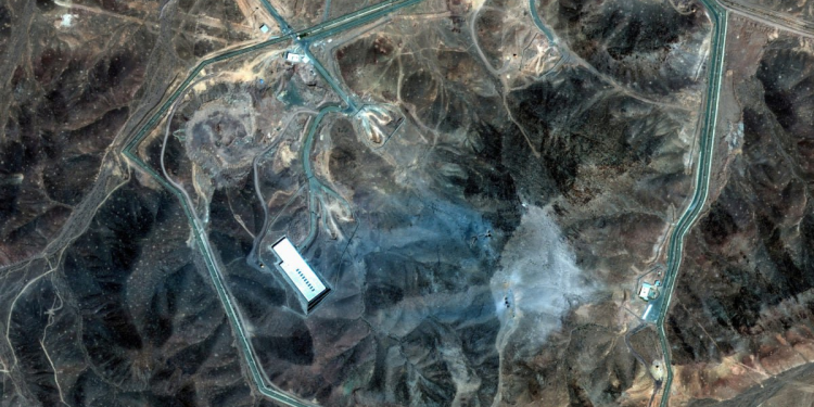 İsrail İran üzərində yüngül-nüvə hücumu etdi? Son hücumlardan sonra zəifləmiş uran izləri tapılıb