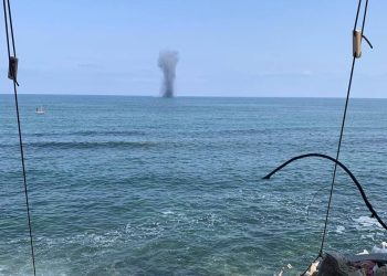 Sionist rejimin hava hücumu Qəzza şəhərinin sahil sularını hədəf aldı