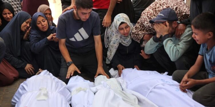 Qəzzədə yaşayış məntəqələrinə hücumlar davam edir/Daha onlarla fələstinli şəhid olub