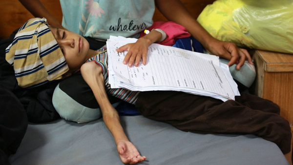 Qəzzədə son 2 gündə 20 nəfər aclıqdan ölüb