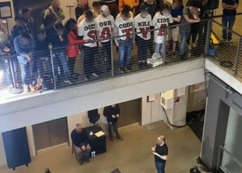 Microsoft-un 100 əməkdaşı İsrail ordusuyla əməkdaşlıqdan imtina edib