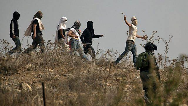 İsrailli köçkünlər CNN müxbirlərinə də rəhm etməyiblər