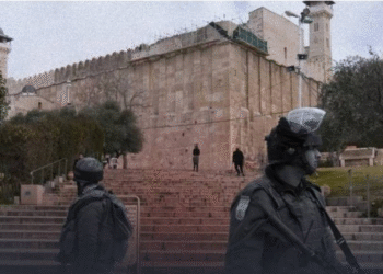 Xəlil Bələdiyyə Başçısı Qüds-ə: İbrahimi Məscidinin idarəsinin məskunlaşdırıcılara verilməsi qərarı – tamhüquqlu bir təcavüzdür