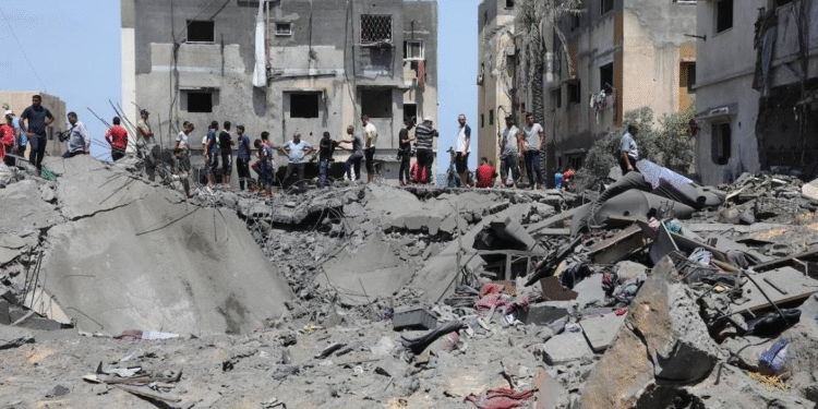 “İsrail” Beyt Hanuna hava hücumlarını gücləndirir